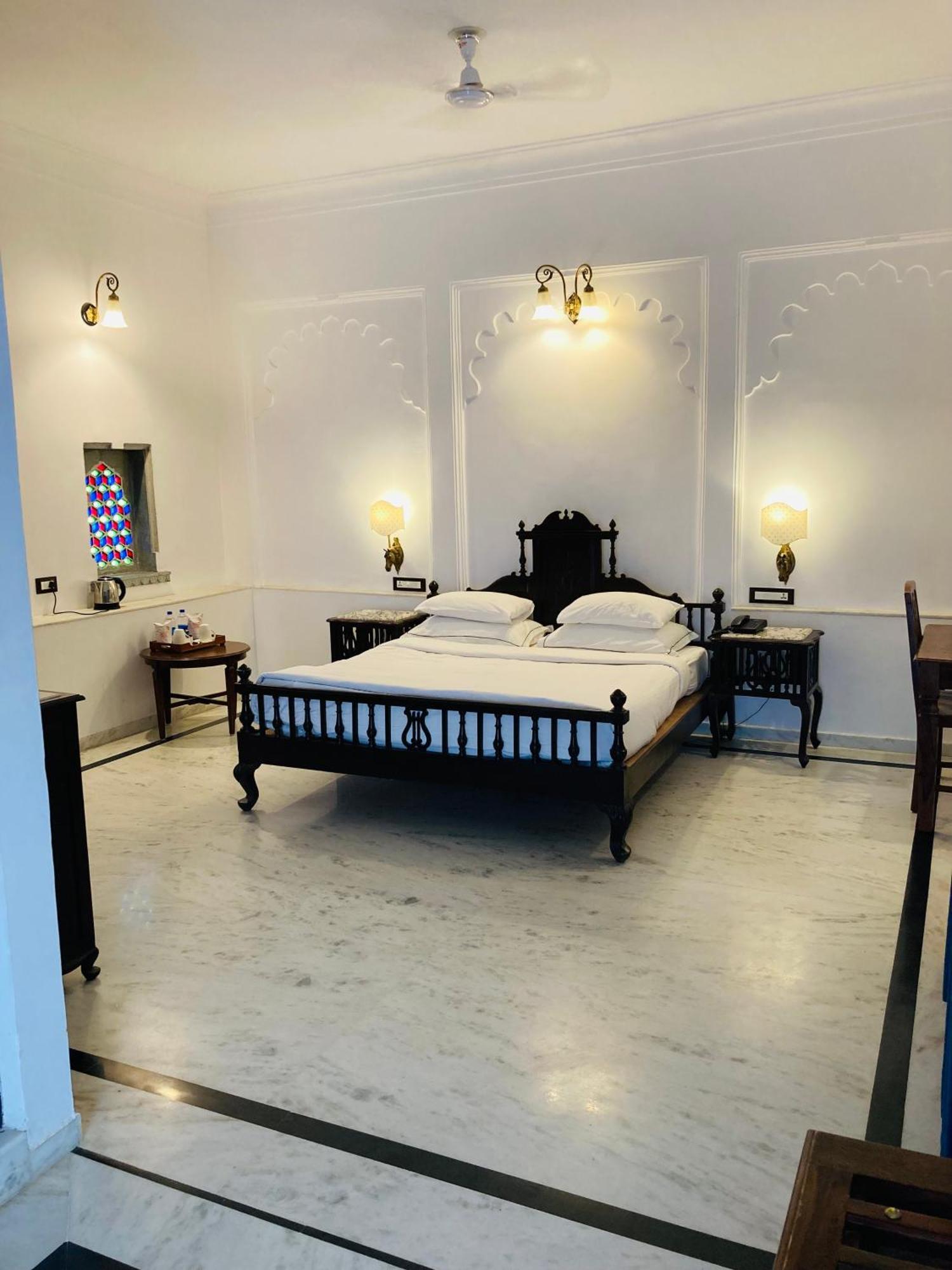 Amet Haveli - A Heritage Hotel Udaipur Kültér fotó